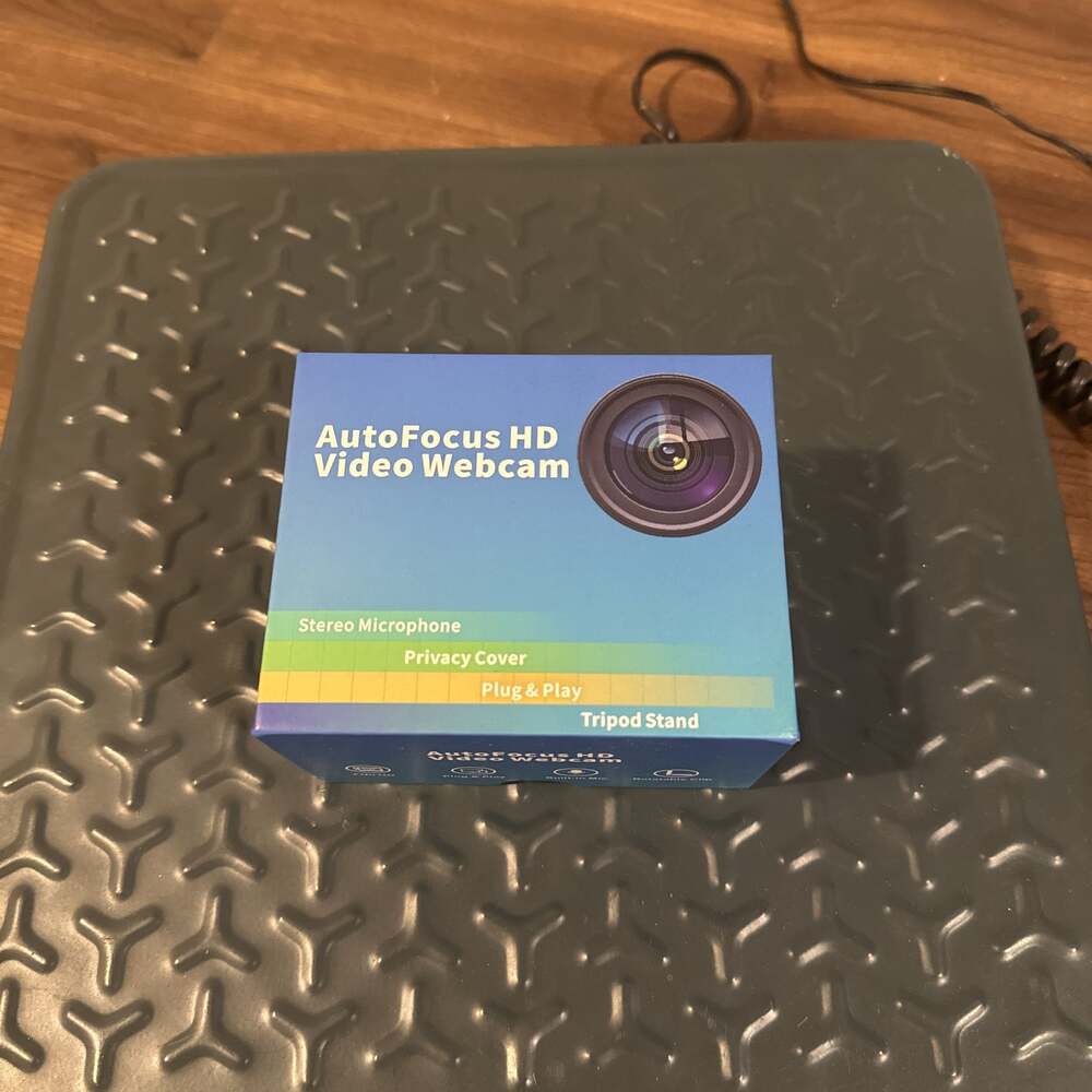 AutoFocus HD 1080P Webcam with Stereo Mic, Privacy Cover, Plug & Play, and Tripo
